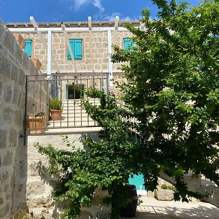 Villa Authentic With Terrace- Complete Privacy Močići