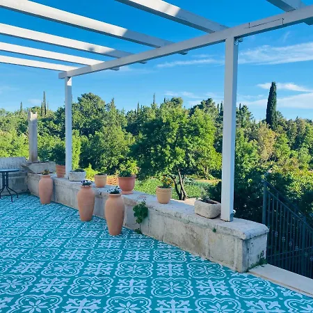 Villa Authentic With Terrace- Complete Privacy Močići