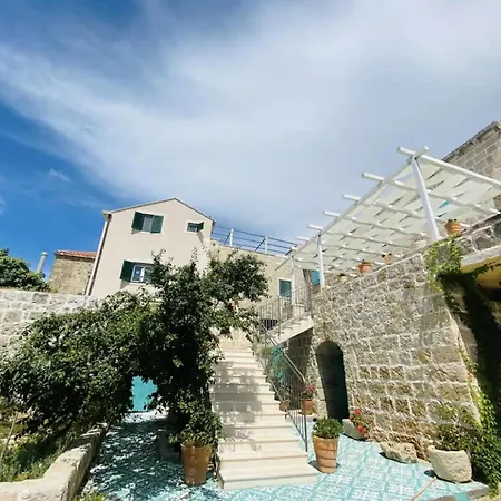 Authentic With Terrace- Complete Privacy Villa Močići