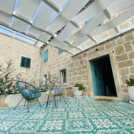 Villa Authentic With Terrace- Complete Privacy Močići
