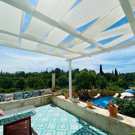 Villa Authentic With Terrace- Complete Privacy *