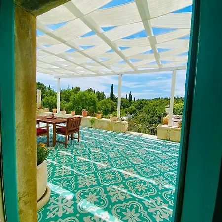 Authentic With Terrace- Complete Privacy * Mocici