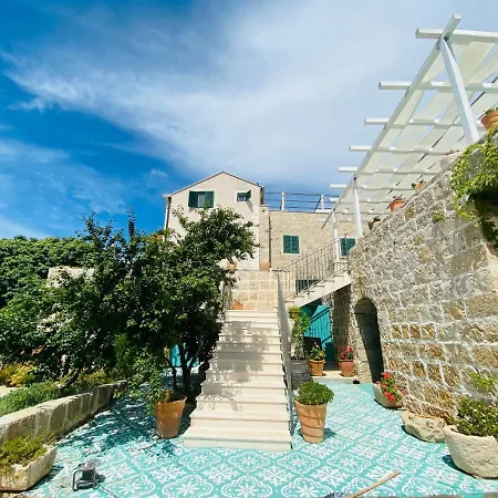 Authentic With Terrace- Complete Privacy