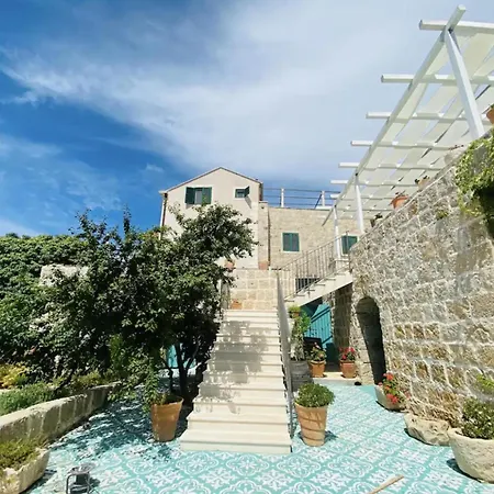 Authentic With Terrace- Complete Privacy * Mocici